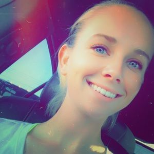 Meet your Posher, Chrissy